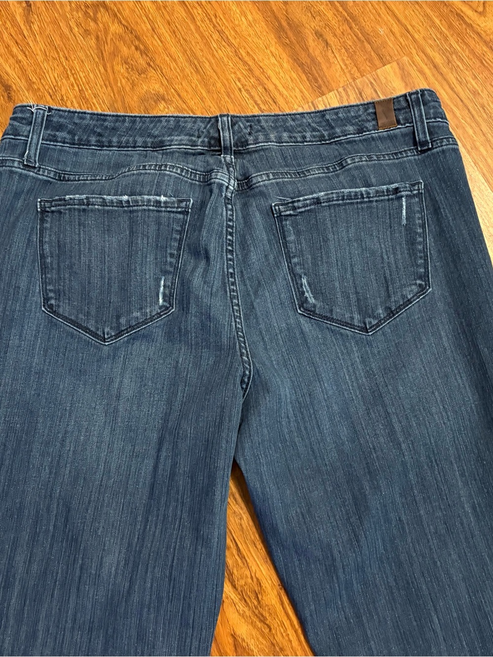 Simply Vera Vera Wang Women's Blue Medium Wash Bootcut Jeans Stretch 16W - Picture 8 of 12